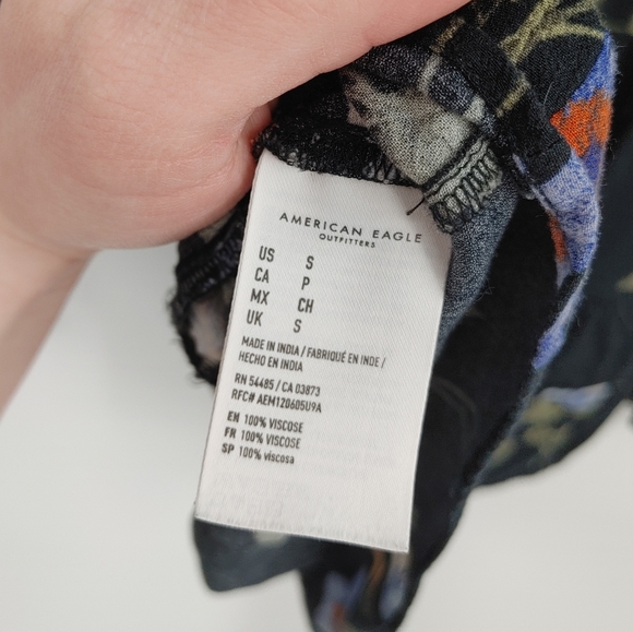 American Eagle | floral print top - Picture 5 of 5